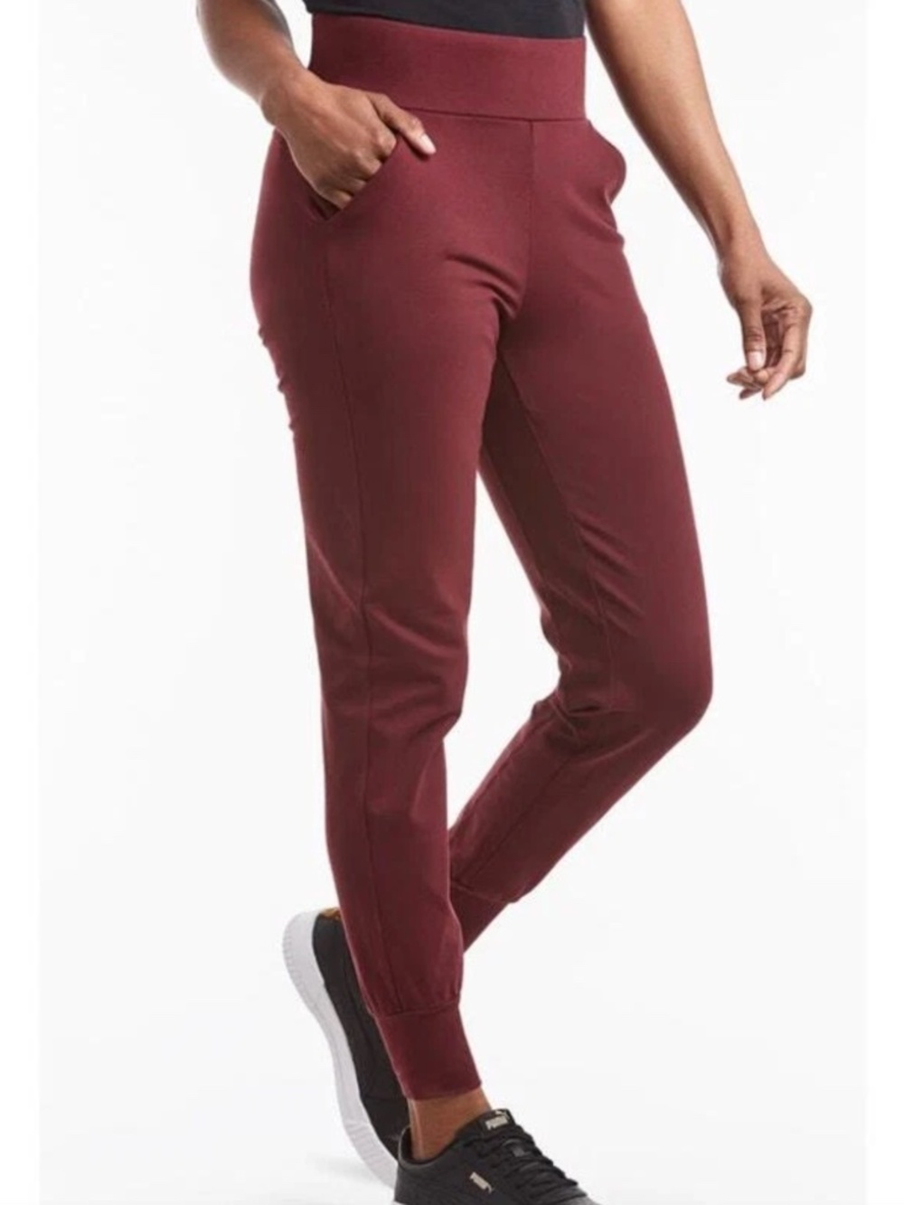 Public Rec all day jogger woman's maroon - size M